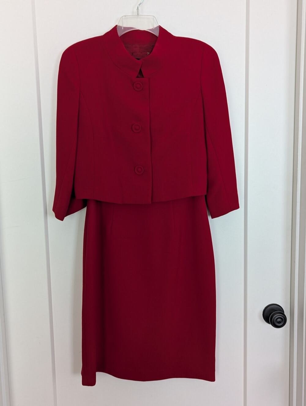 Cynthia Howie Size 6 Red Dress Suit 2 Pc Set Cropped Jacket Sheath Mid